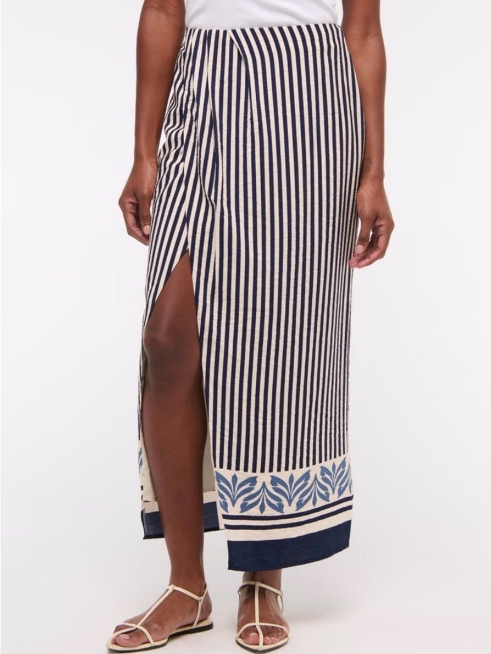 Abercrombie & Fitch Navy and Cream Striped Maxi Skirt NWT